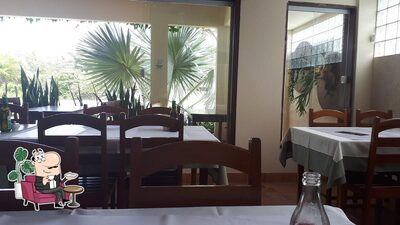 Veja imagens do interior do Restaurante e Pousada Castanheiras
