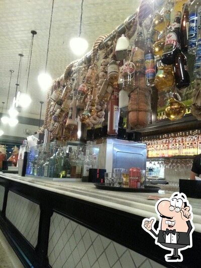 Veja imagens do interior do Boteco Do Portuga