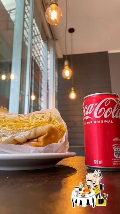 Comida em Mayólin Café