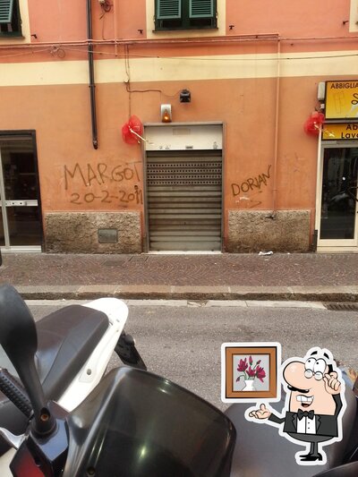 Siediti a un tavolo di Bar GP4