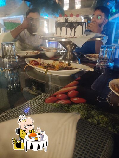 Meals at Flamingo