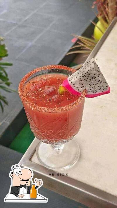 Big Pitcher offers a range of beverages