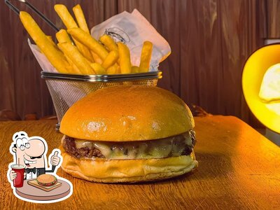 Delicie-se com um hambúrguer no HEAD BURGER