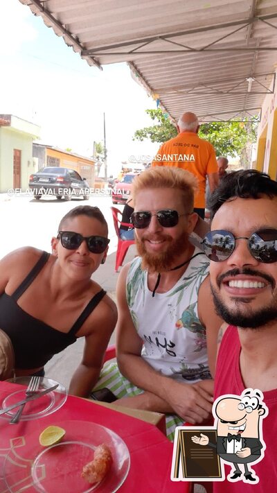 Você pode espairecer no na área externa do Bar do Zeca