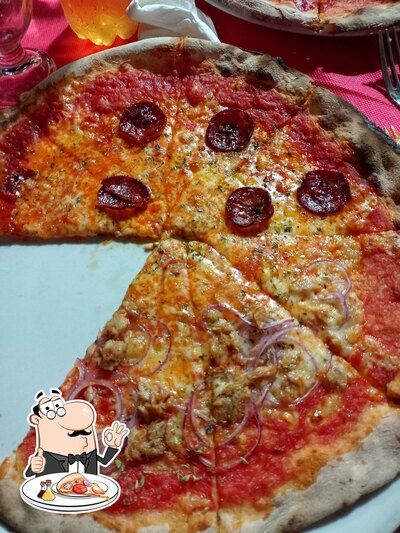 A Mr. Pizza, puoi assaggiare una bella pizza