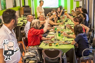 Dai un'occhiata agli interni di Seminara Restaurant