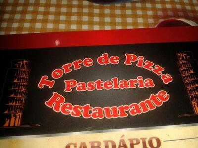 A representação gráfica da marca do Torre Pizza