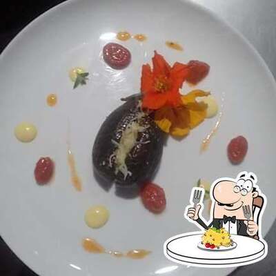 Platos en Raizes Bar