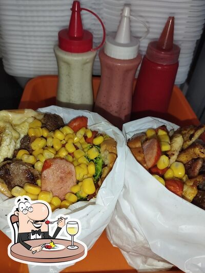 Platos en Sandubão