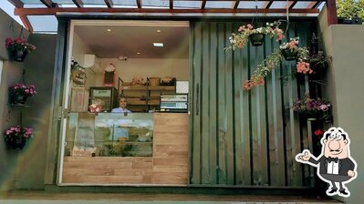 Veja imagens do interior do YA'TA' EMPÓRIO - Pães e Bolos Express