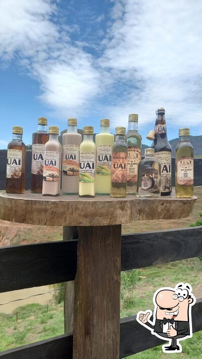 Desfrute de um drinque no Alambique da roça uai