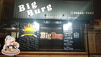 Delicie-se com um hambúrguer no BIG Burg