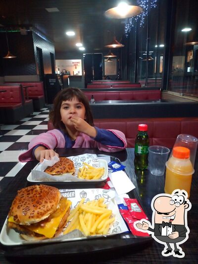 Hambúrguer Na Brasa foto