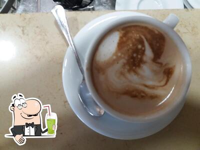 Puoi ordinare un drink dal menu