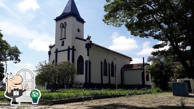 a parte exterior é uma característica importante do Bar e Mercearia JBS