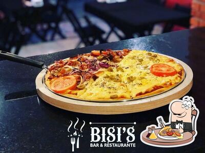 No Bisis Bar e Restaurante Linhares ES, você pode provar pizza