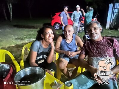 Descubra a área externa do Bar do Carlão