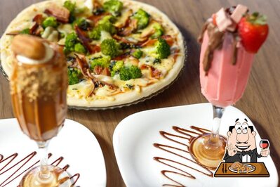 Experimente pizza no Rosmarino gastronomia e afins