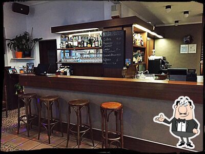 Siediti a un tavolo di Bar Carioca