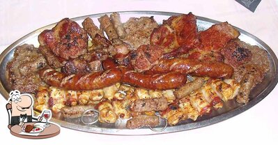 Goditi l'ampia selezione di piatti di carne