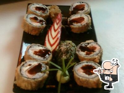 Rolos de sushi são disponibilizados no Sushi já