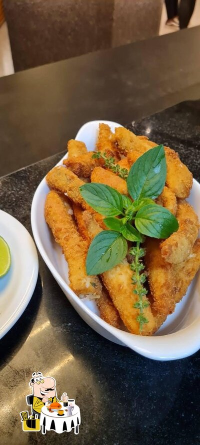 Platos en RIR Escarpas Lounge