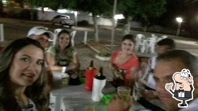 Veja imagens do interior do Grill e Drinks