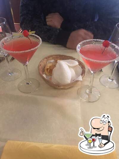 Commandez une boisson alcoolisée du menu