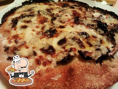 Ordina tra le svariate varianti di pizza