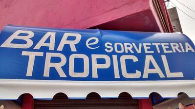 O Bar e Sorveteria Tropical tem seu próprio respresentação visual