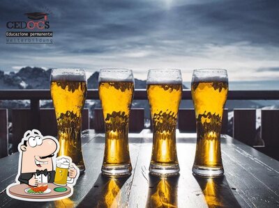 Degusta una birra con la cena