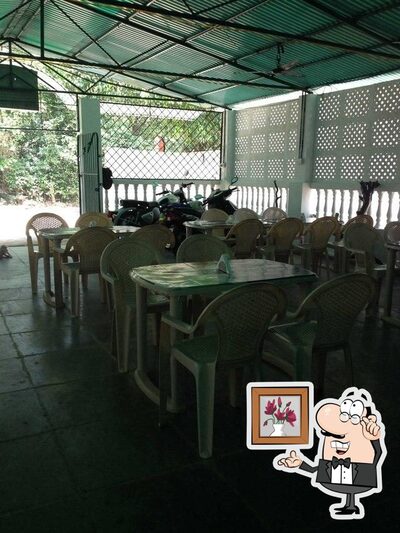 Check out how Caji Square looks inside
