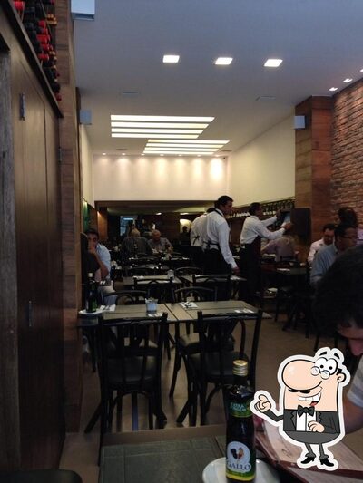 Veja imagens do interior do Pizzalandia Bar e Restaurante