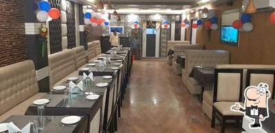 The interior of Midtown Restaurant