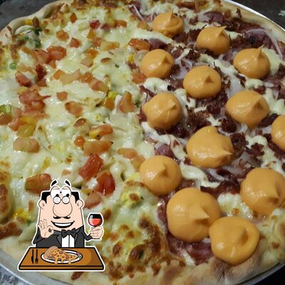 Experimente pizza no Julios pizzaria 991519239