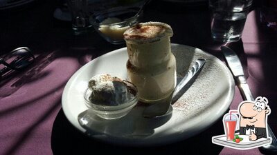 Prova i vari drink disponibili dalla pizzeria Gli Sfrontati