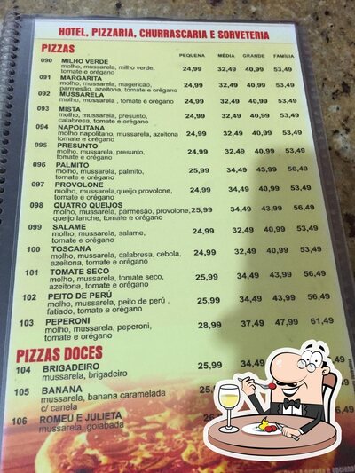 Comida em Pizzaria e Restaurante Chesmar
