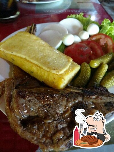 Casarão Colonial Restaurante e Lanchonete Garuva oferece pratos de carne