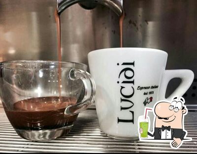 Assaggia i tanti drink che propone Bar Lauri
