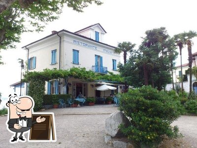 Goditi la vista dall'area esterna di Ristorante Italia