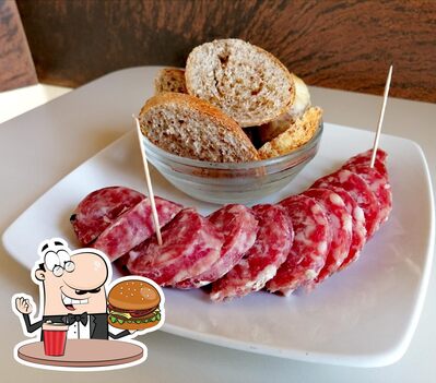 Pan Cafe serve un'ampia varietà di opzioni per gli amanti dell'hamburger