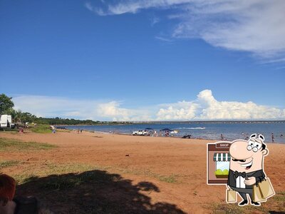 Veja imagens do exterior do Rancho Arara Azul