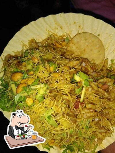 Meals at Gupta bhelpuri house