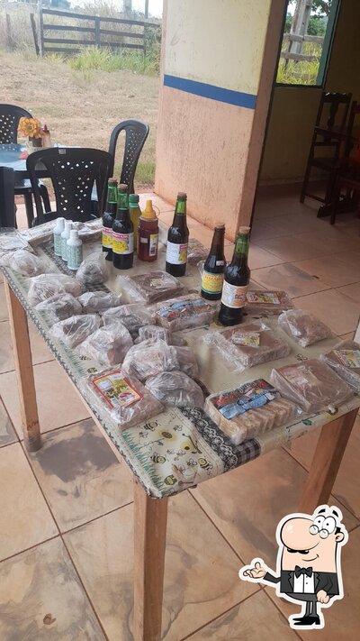 O interior do Churrascaria e lanchonete ponto do queijo mineiro