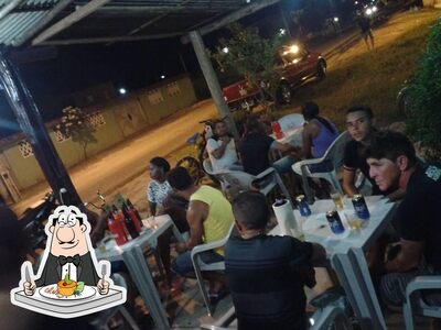 Comida em BAR SÓ LATINHA