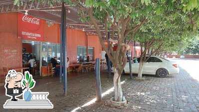 Você pode espairecer no exterior Restaurante da Serrinha