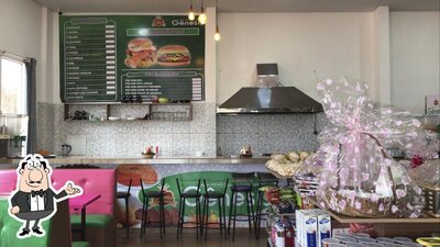 O interior do Panificadora e Lanchonete Gênesis