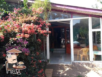 Você pode espairecer no na área externa do Restaurante Arnhold