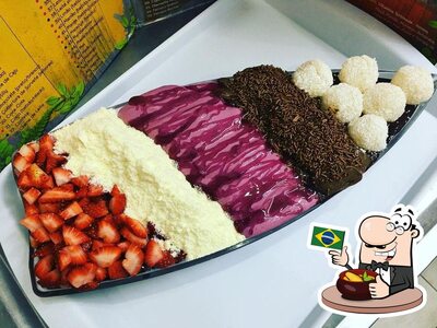 Platos en O Poderoso Acai