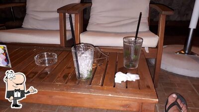 Siediti a un tavolo di Caffe Bar Baboo